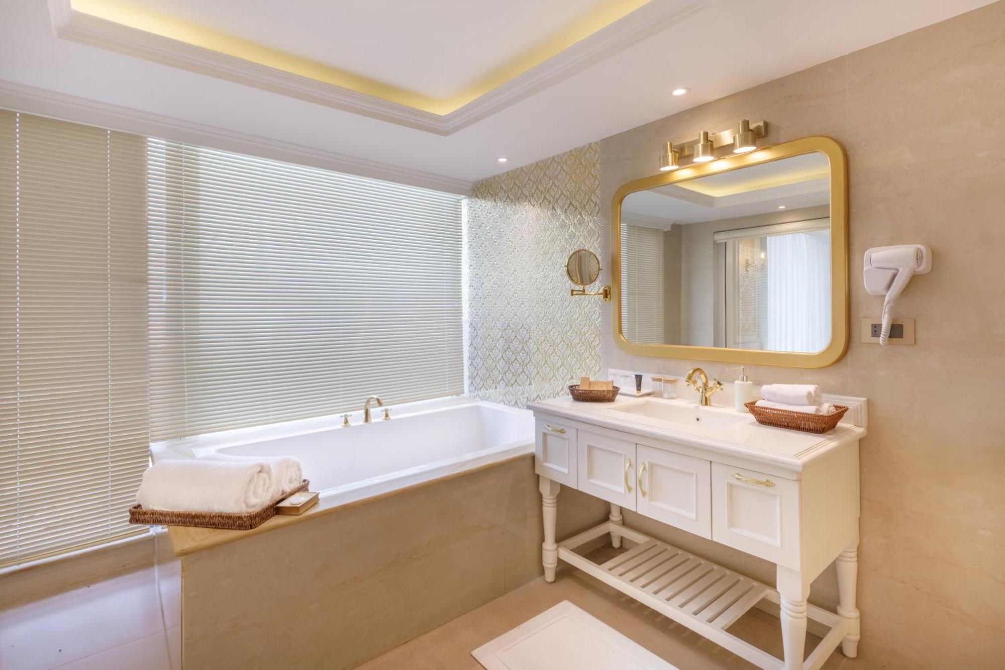 Le Glamour Resort & Wellness Spa Pókhara Exteriér fotografie