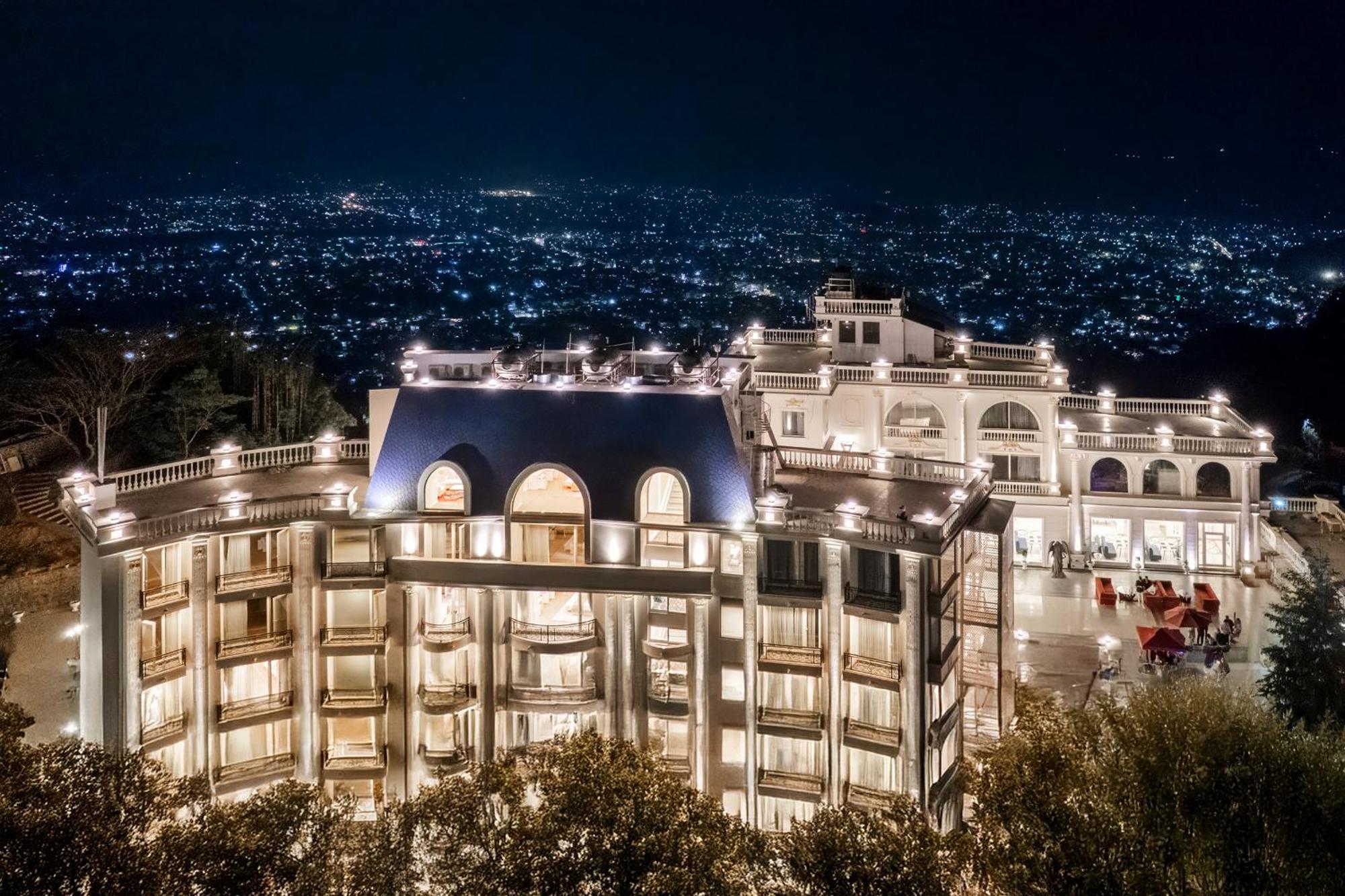 Le Glamour Resort & Wellness Spa Pókhara Exteriér fotografie